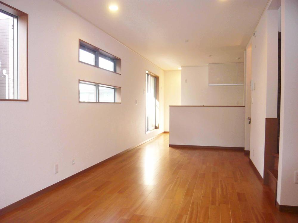 Living. Indoor (11 May 2013) Shooting