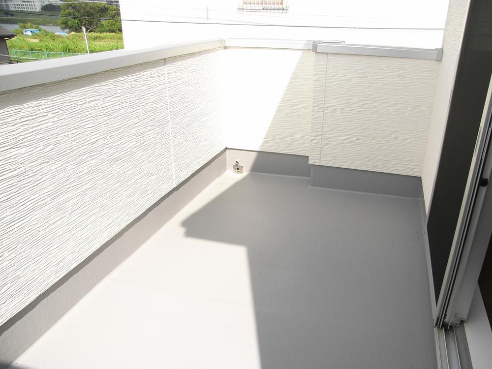 Balcony. A Building: local (09 May 2013) Shooting