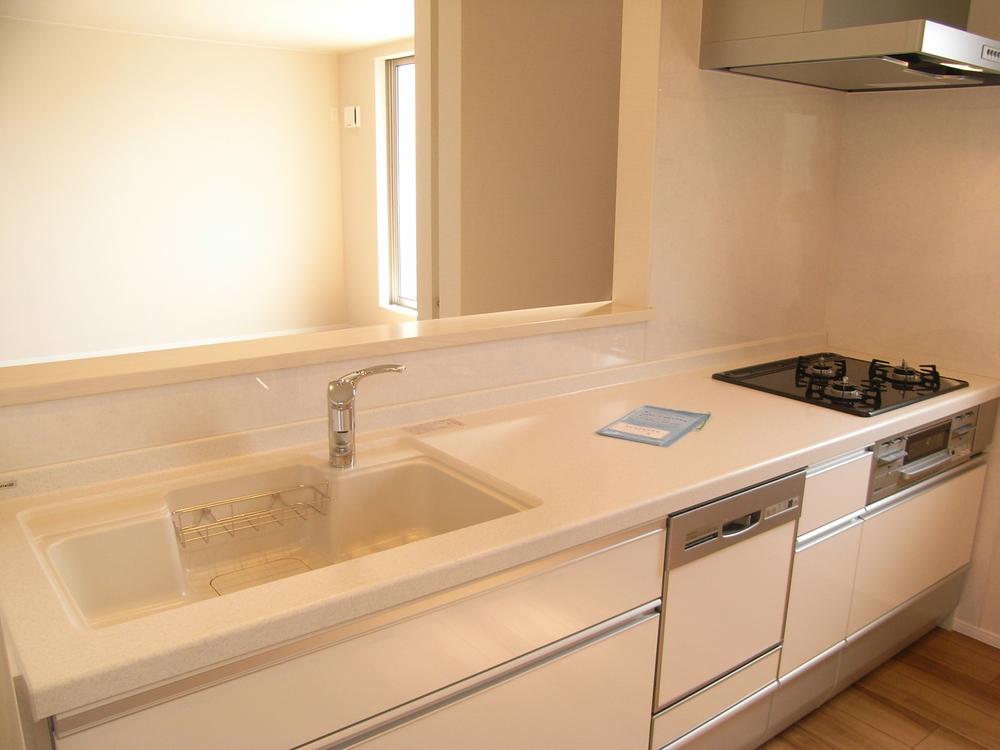 Kitchen. B Building: Indoor (09 May 2013) Shooting