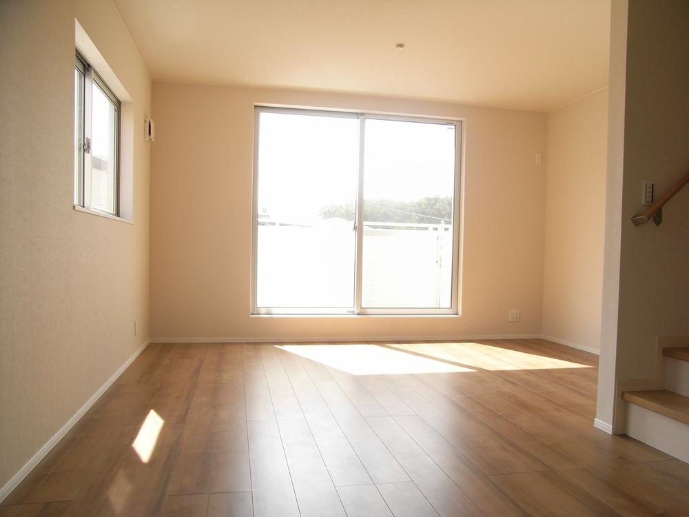 Living. C Building: Indoor (09 May 2013) Shooting