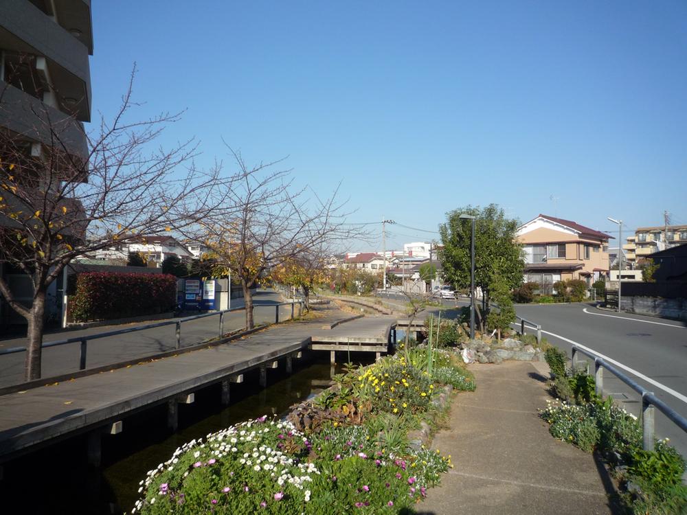 park. 187m to babble promenade