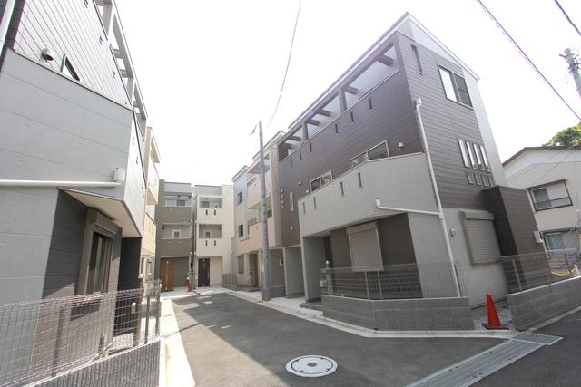 Local appearance photo