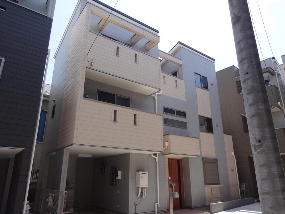 Local appearance photo. Local (August 2013) Shooting