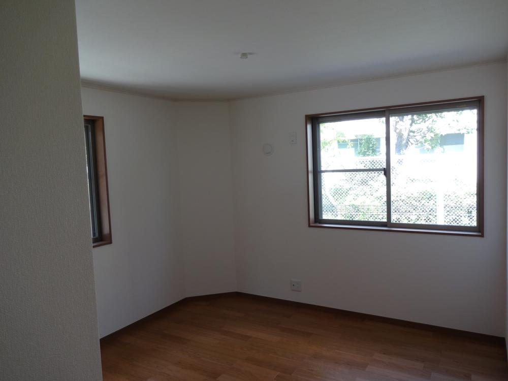 Non-living room. Room (August 2013) Shooting