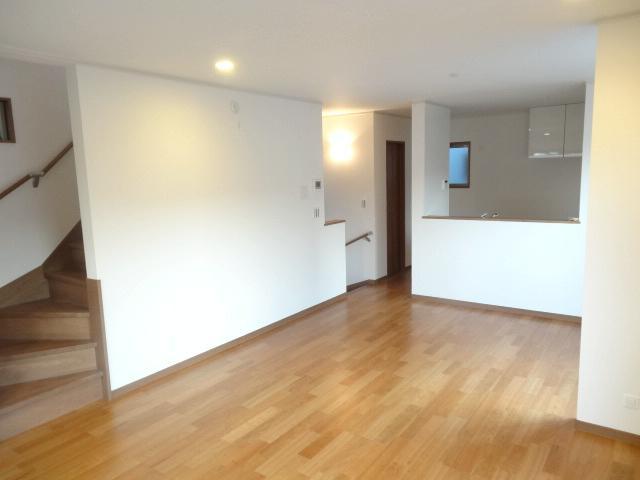 Living. Indoor (11 May 2013) Shooting