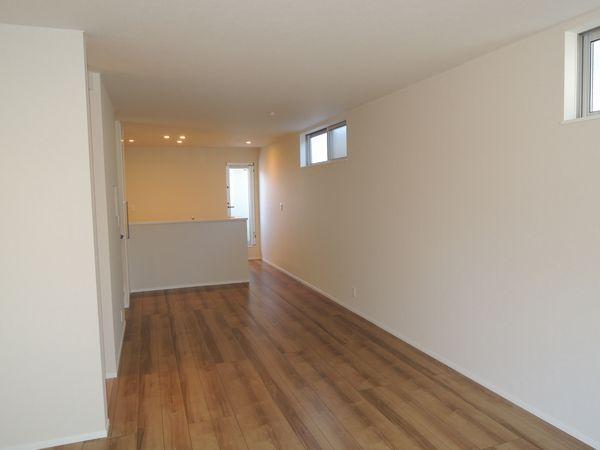 Living. A Building Living (2013 September shooting)