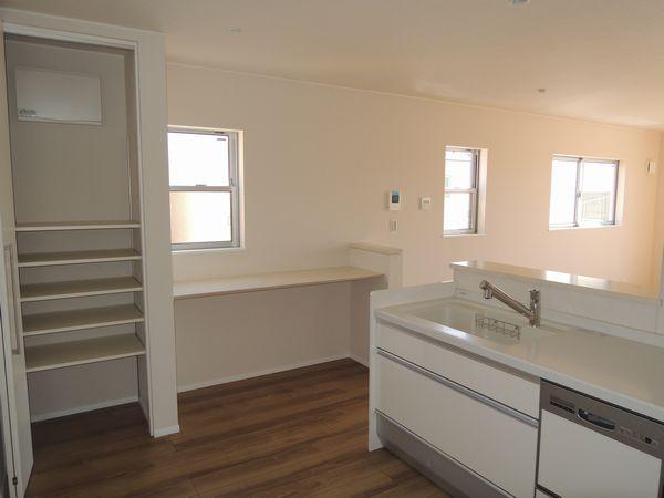 Kitchen. C Building Kitchen (2013 September shooting)