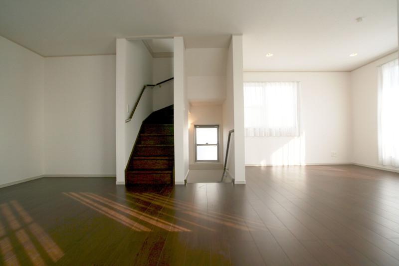 Living. Building 3 Living