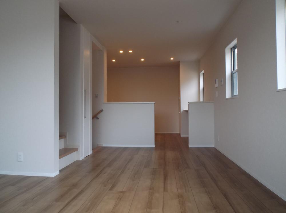 Living. Local (10 May 2013) Shooting