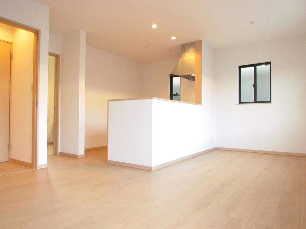 Living. It is a warm living with floor heating