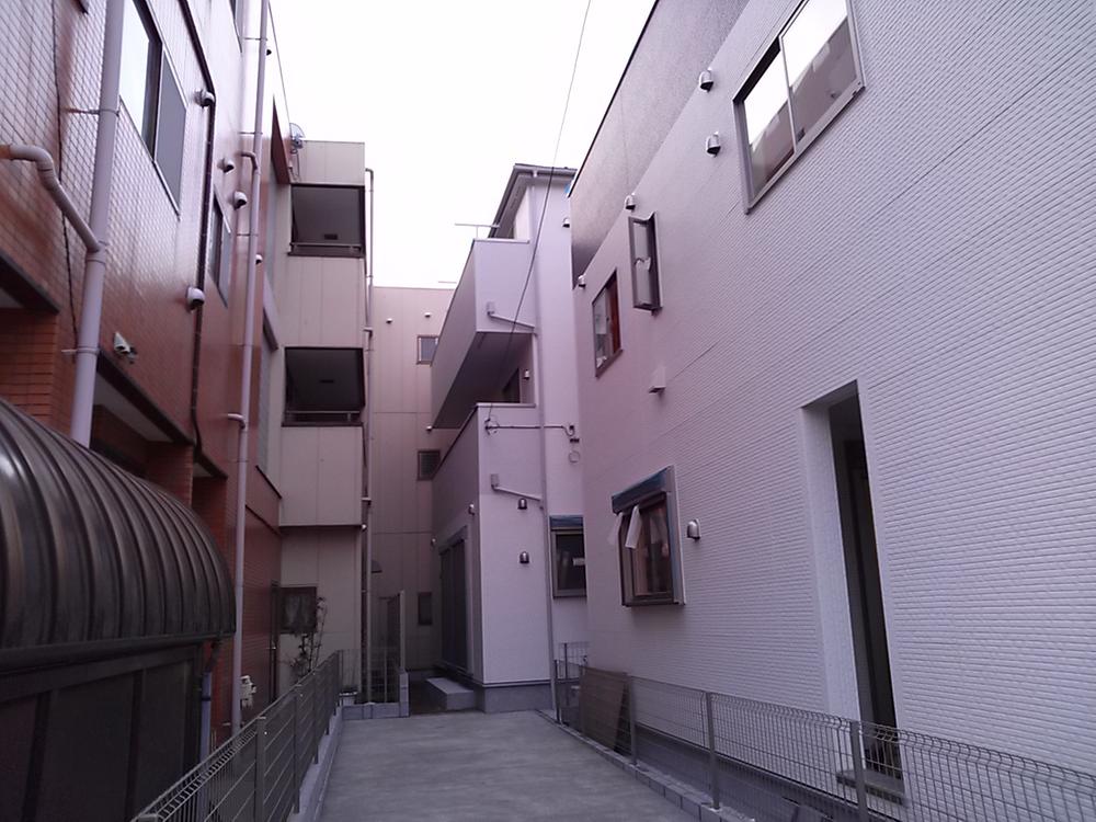 Local appearance photo