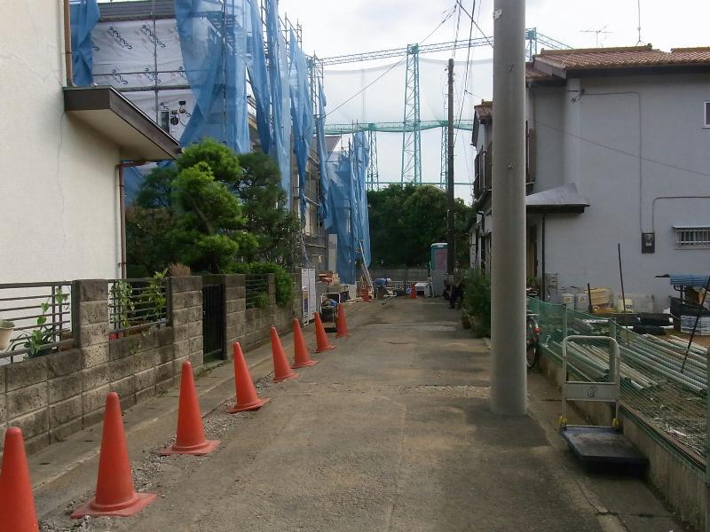 Local photos, including front road. Front road (1)