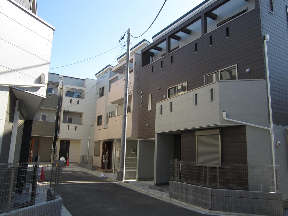 Local appearance photo