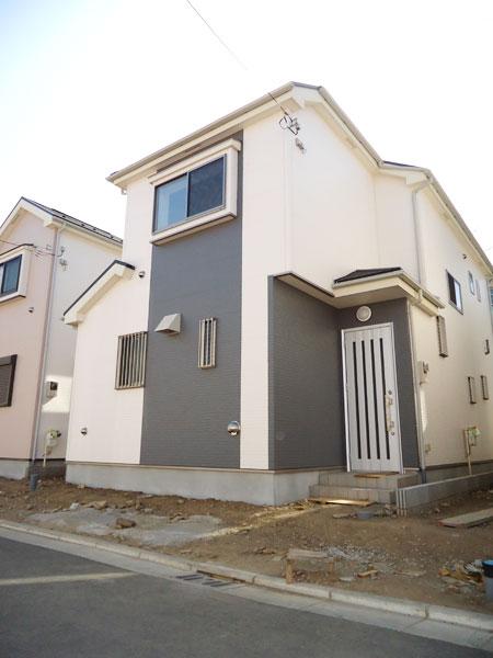 Local appearance photo. 15 Building appearance (March 2013 shooting)