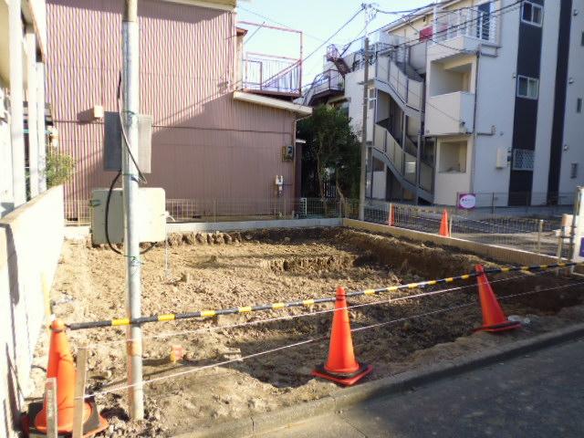 Local appearance photo. Local shooting