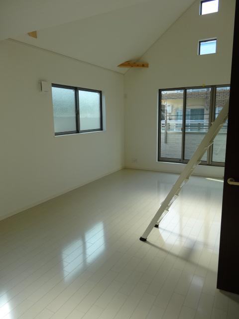 Living. Indoor (12 May 2013) Shooting