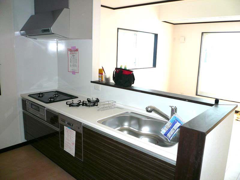 Same specifications photo (kitchen). Example of construction