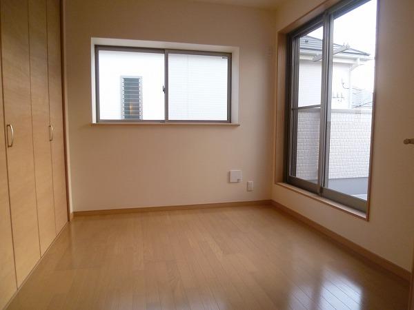 Non-living room. 2013 March 16 shooting Building 3