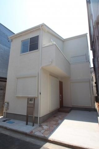 Local appearance photo. Local shooting