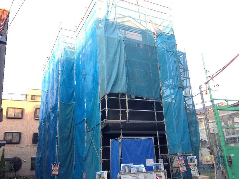 Local appearance photo. 4-way corner lot Nothing stood around the building.