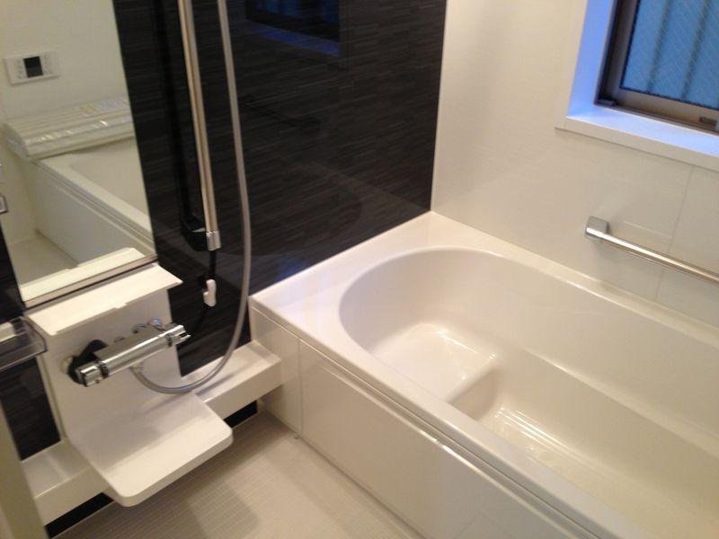 Same specifications photo (bathroom)