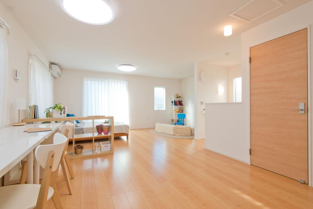 Non-living room. Model house State of the second floor free space