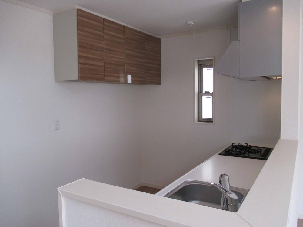 Kitchen. Indoor (07 May 2013) Shooting