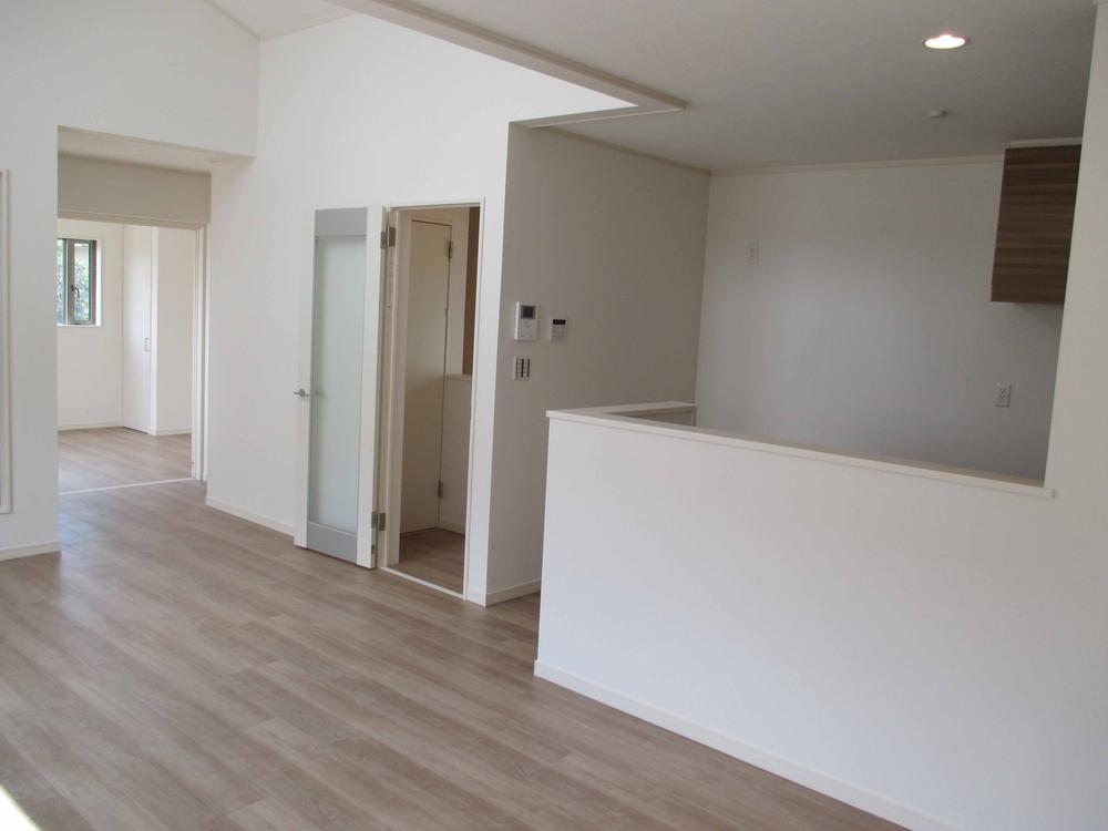 Living. Indoor (07 May 2013) Shooting