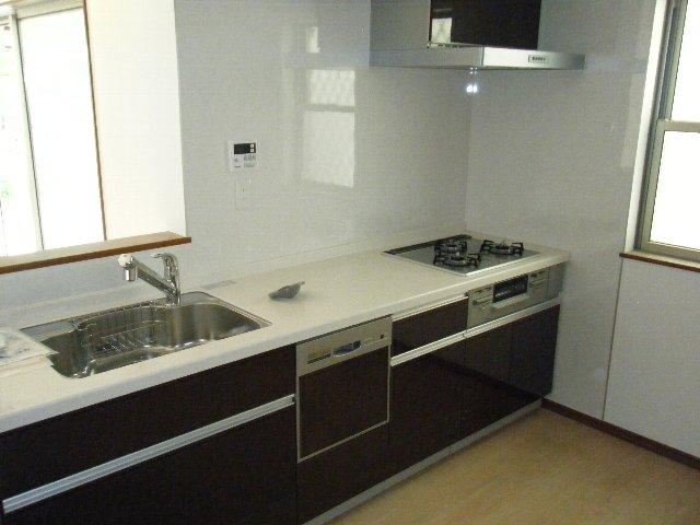 Same specifications photo (kitchen). Same specifications