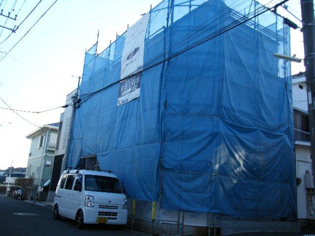 Local appearance photo. Local (11 May 2013) Shooting