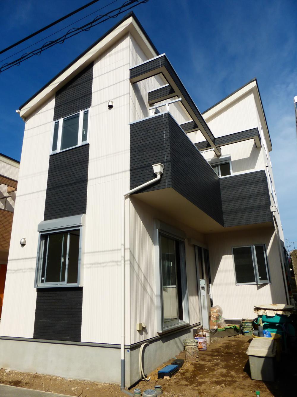 Local appearance photo. A Building Local (July 6, 2013) Shooting