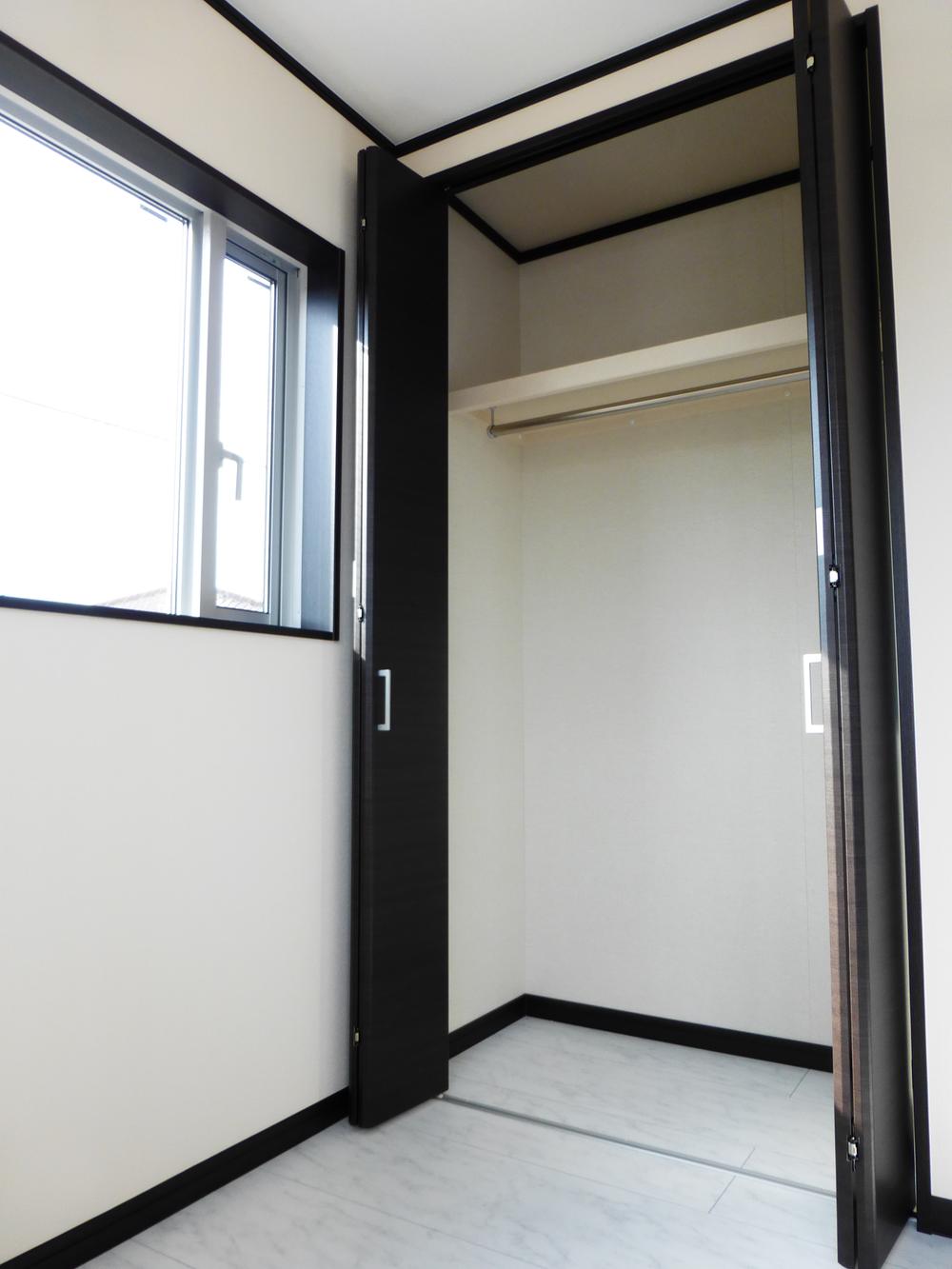 Receipt. A Building Indoor (July 6, 2013) Shooting