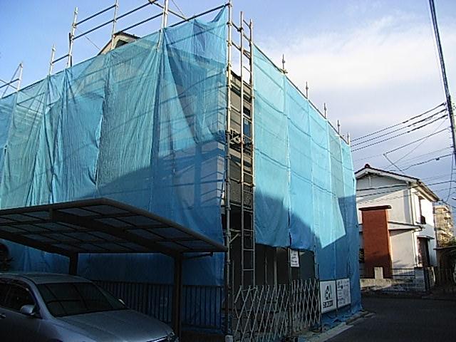 Local appearance photo. Local (11 May 2013) Shooting