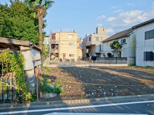 Local appearance photo