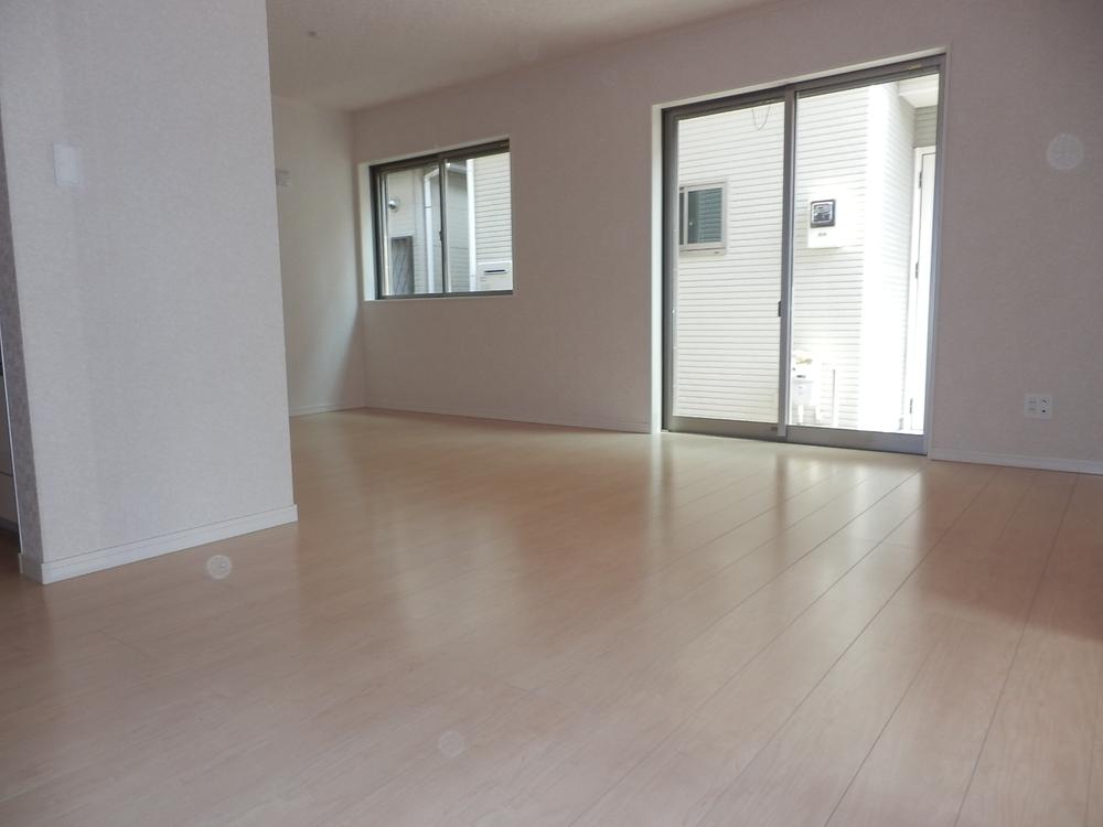 Same specifications photos (living). living The company specification example LDK 15.7 Pledge ~ Strongly to dent and scratches, Flooring adoption of high-performance Hideyo