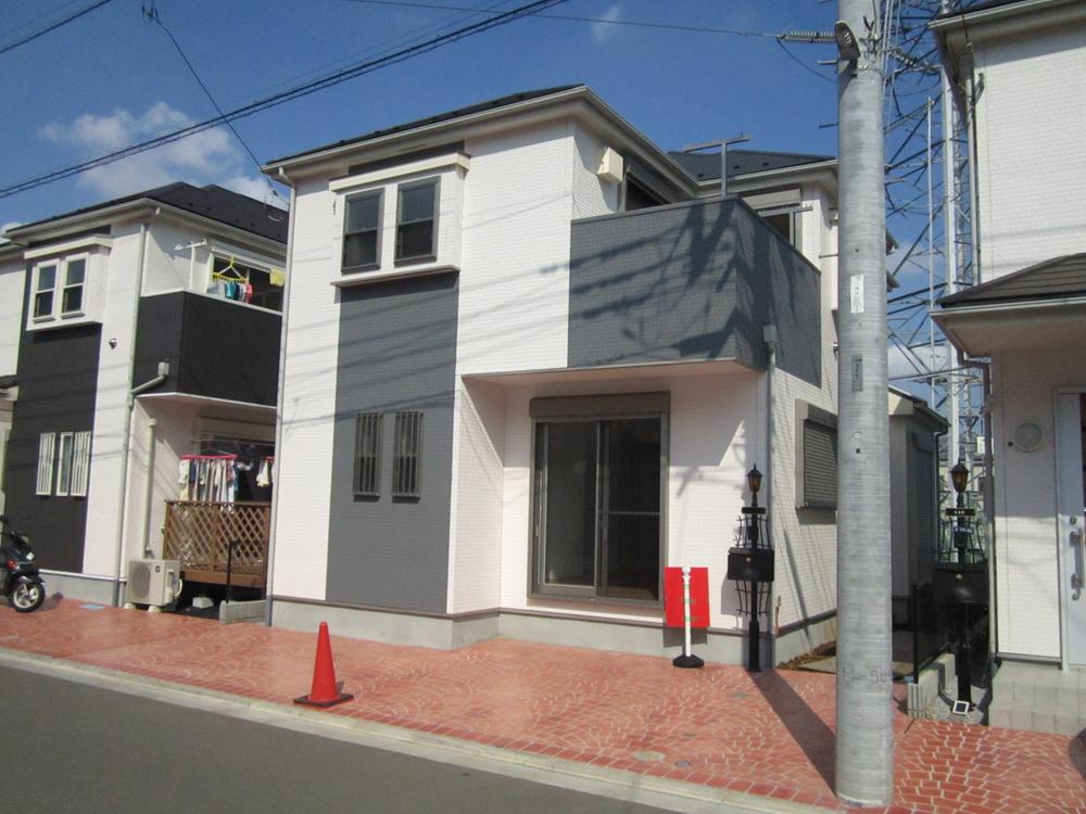 Local appearance photo