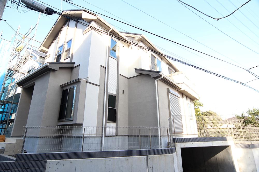 Local appearance photo. 1 Building appearance