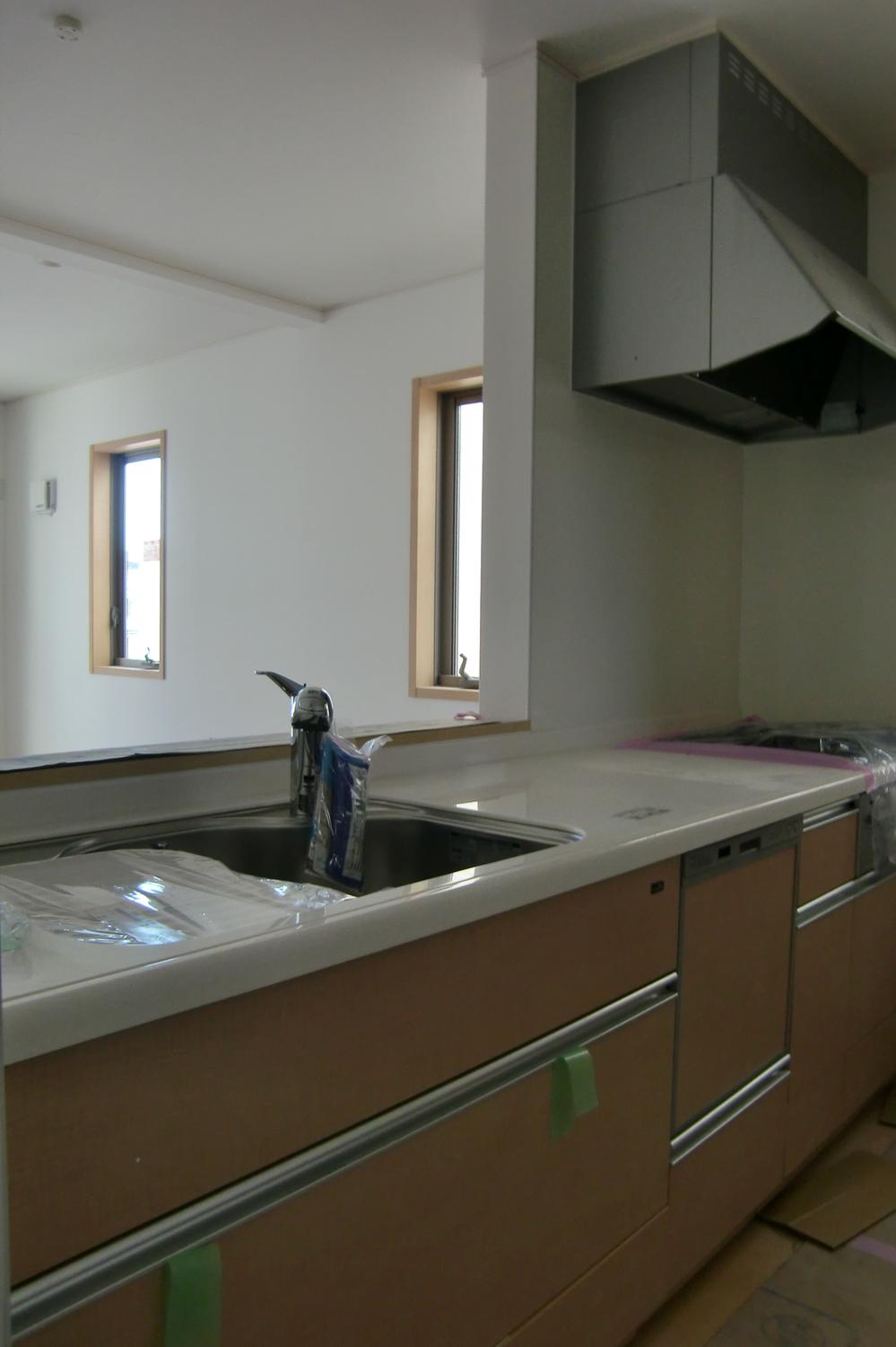 Kitchen. Indoor (10 May 2013) Shooting