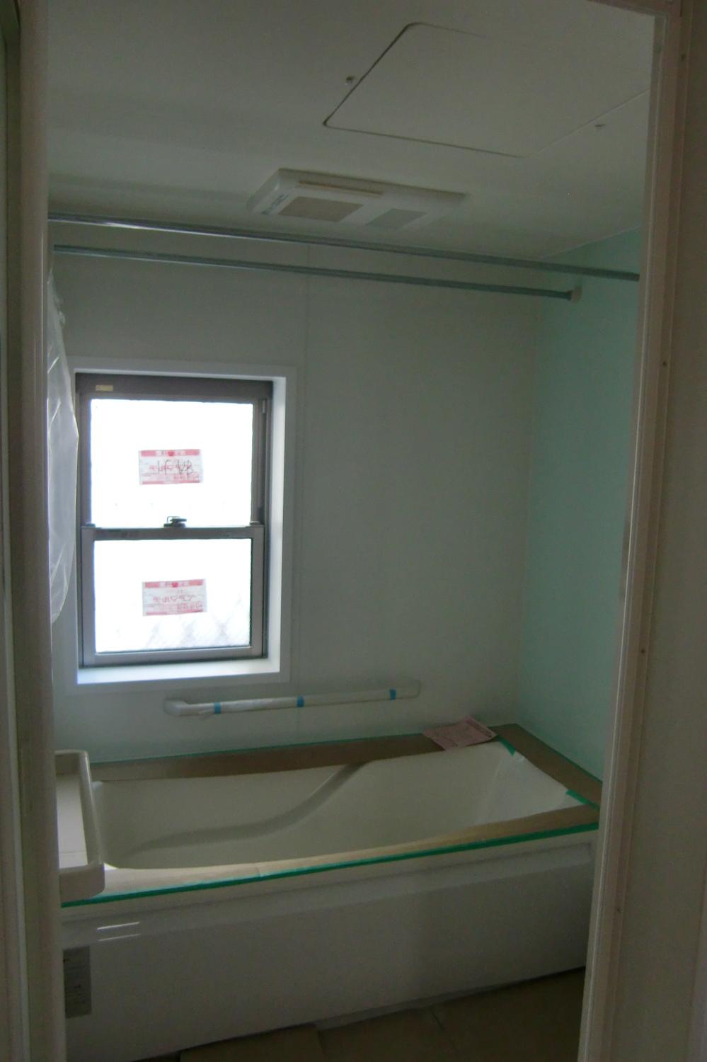 Bathroom. Indoor (10 May 2013) Shooting