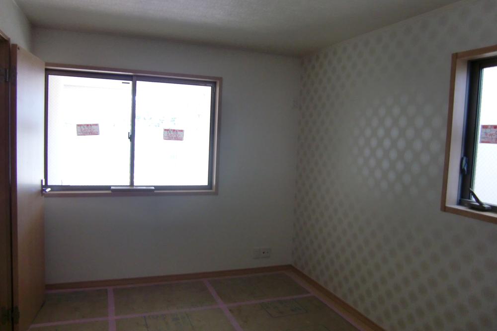 Non-living room. Indoor (10 May 2013) Shooting