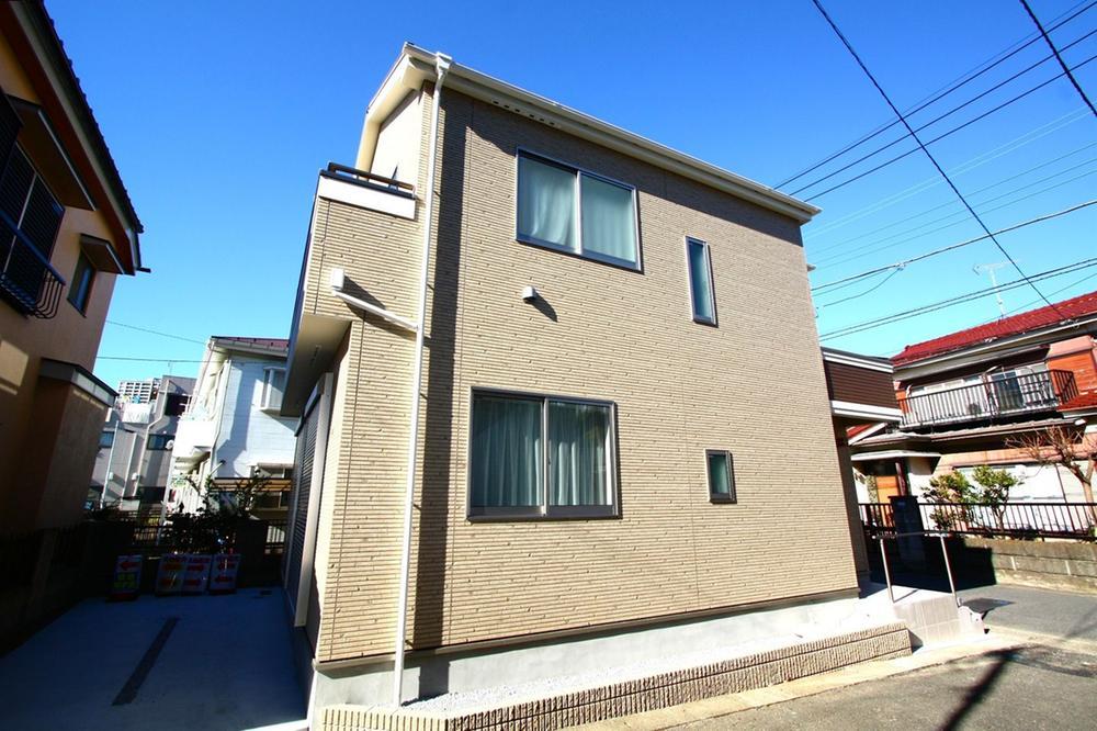 Floor plan. JR Nambu Line "Musashi-Shinjo" station walk 13 minutes of good location to good per explicit two-story new construction of corner lot property has emerged.