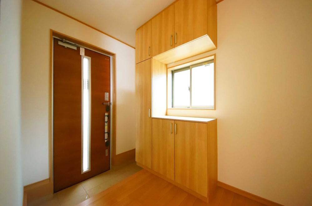 Other introspection. Indoor (11 May 2013) Shooting, Is the entrance hall. Taking lighting.