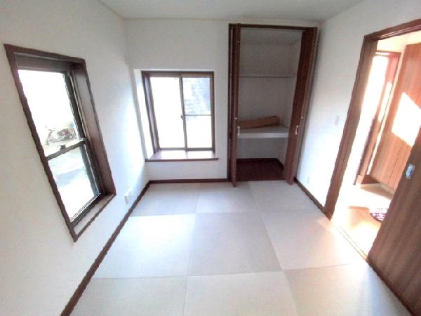 Non-living room. Tatami Room