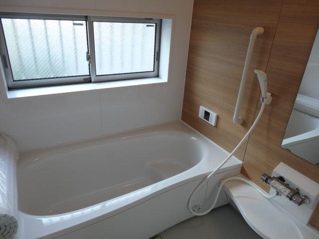 Bathroom. Indoor (11 May 2013) Shooting