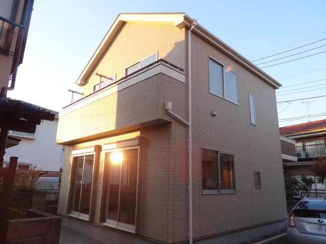 Local appearance photo. Local (11 May 2013) Shooting