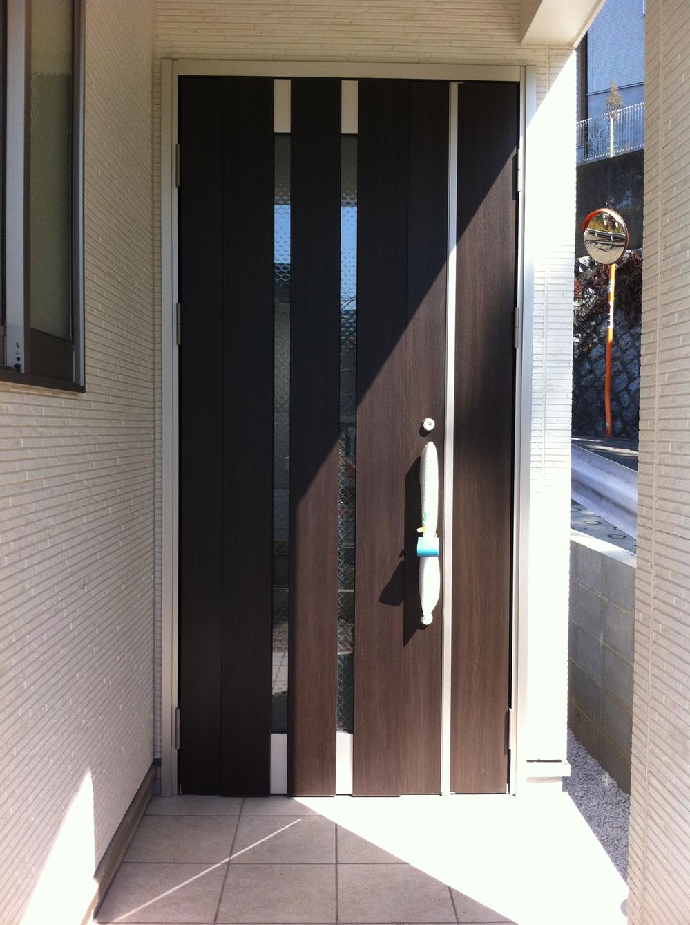 Entrance. Local (10 May 2013) Shooting