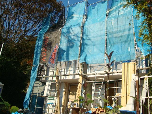 Local appearance photo. Local (11 May 2013) Shooting