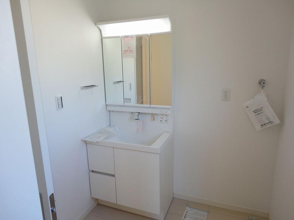 Same specifications photos (Other introspection). Same specifications