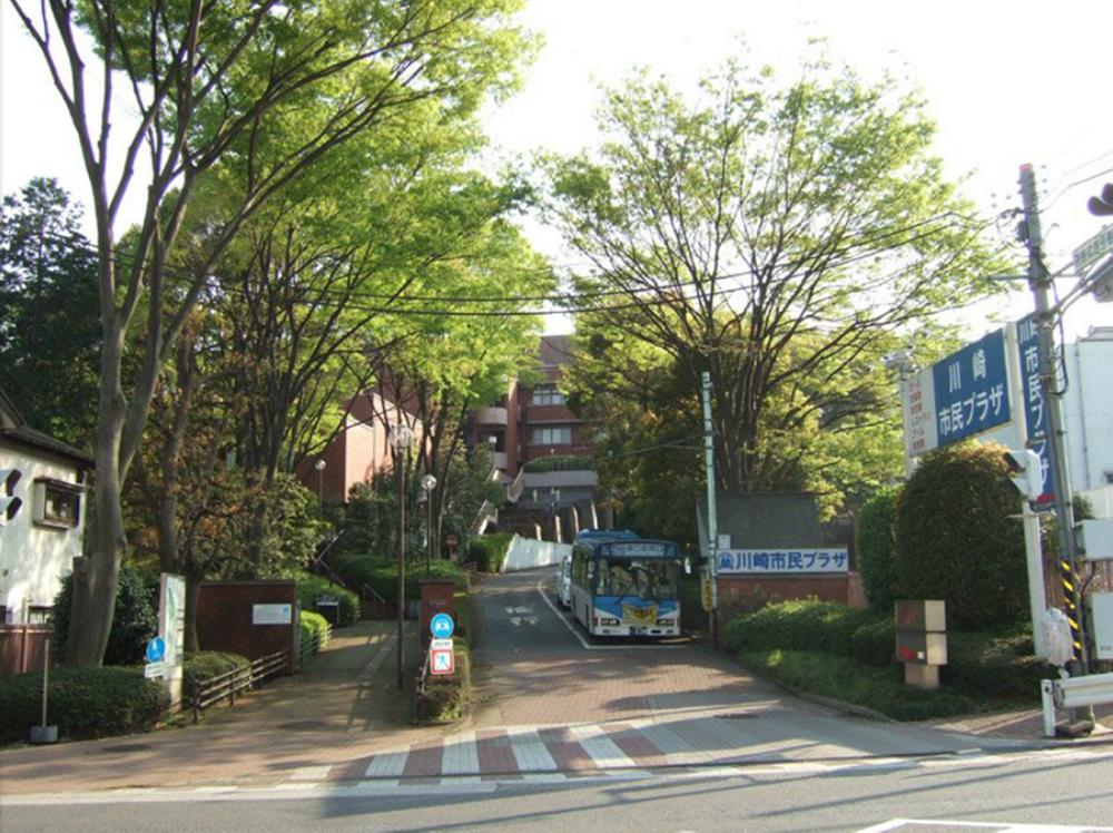 Other local. concert ・ Go ・ Japanese chess ・ Training gym ・ Pool ・ Tearoom ・ Anything there Do Kawasaki City Plaza Japanese garden! Please use as a place of exchange of Kawasaki City