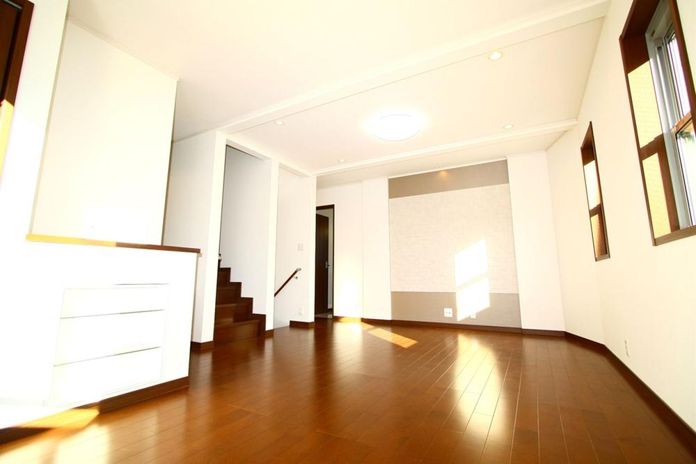 Living. 3 will be the living room of the shooting of Building.